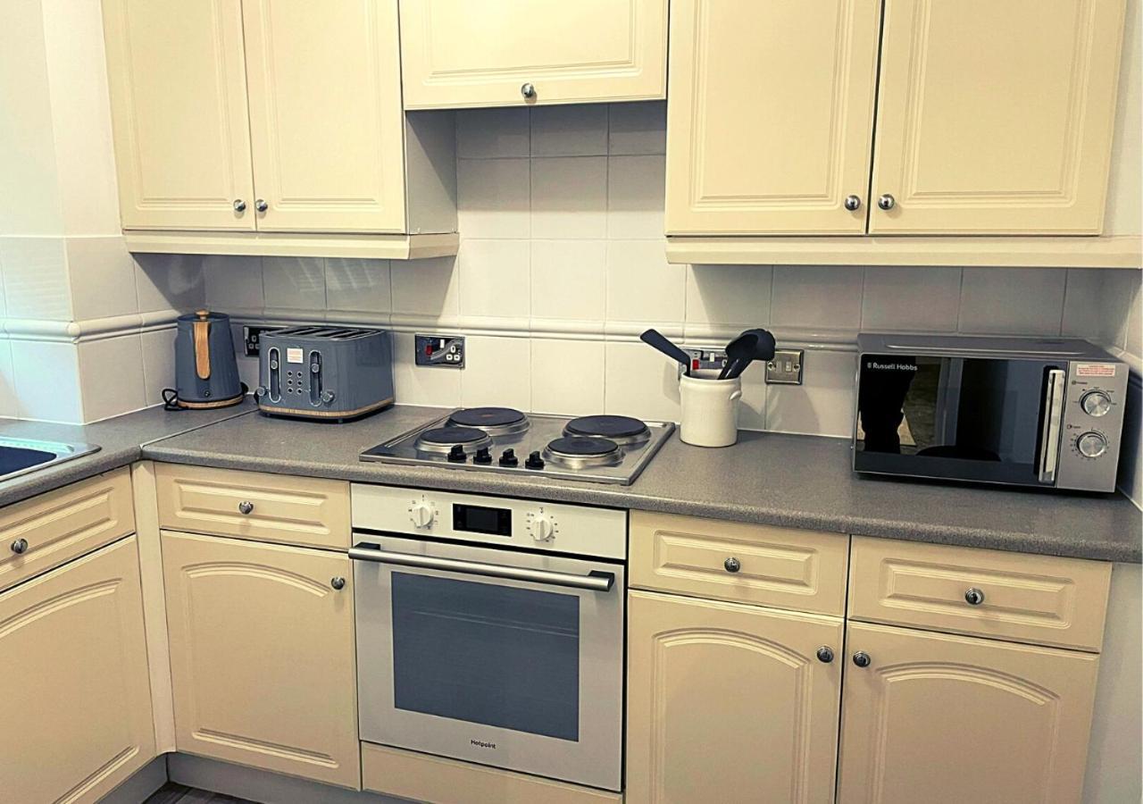 Peniel Properties - Welwyn Garden City Eksteriør billede